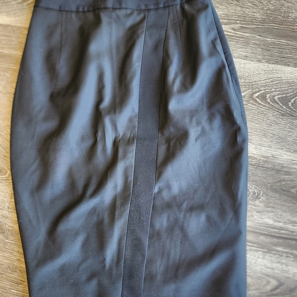 Stunning Ted Baker Sz 1 Black Pencil Skirt with Ribbon Detail and Front Slit - Picture 2 of 8